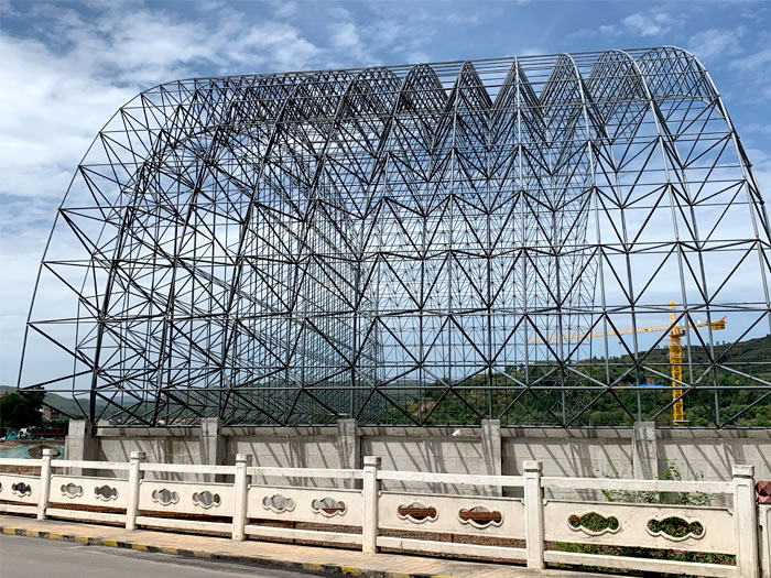 万宁山寨矿储煤棚网架